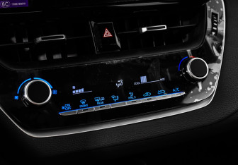 Новый Toyota Corolla Sedan 2023 (15 фото)