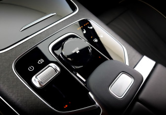 Подержанный автомобиль Jaecoo J8 2024 года (30 фото)