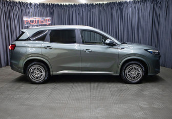 Подержанный автомобиль Evolute i-SPACE 2024 года (4 фото)