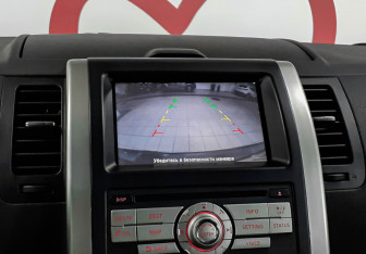 Подержанный автомобиль Nissan X-Trail 2012 года (14 фото)