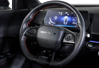 Подержанный автомобиль BAIC X55 2023 года (13 фото)