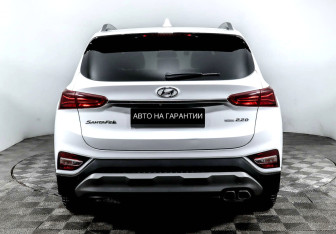 Подержанный автомобиль Hyundai Santa Fe 2019 года (4 фото)