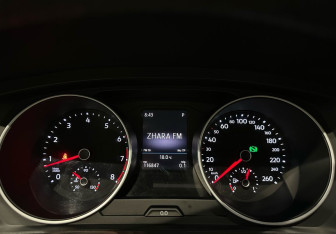 Подержанный автомобиль Volkswagen Tiguan 2018 года (19 фото)