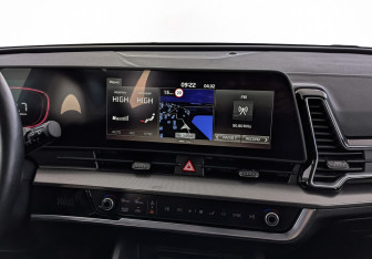 Подержанный автомобиль Kia Sportage 2024 года (17 фото)