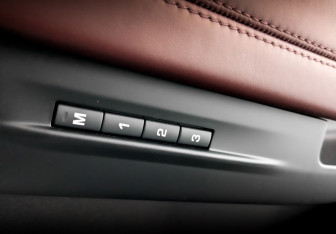 Подержанный автомобиль Land Rover Range Rover Evoque 2021 года (27 фото)