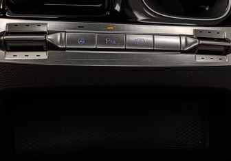 Подержанный автомобиль Kia Carnival 2021 года (21 фото)