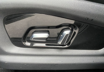 Подержанный автомобиль Omoda C5 2023 года (21 фото)