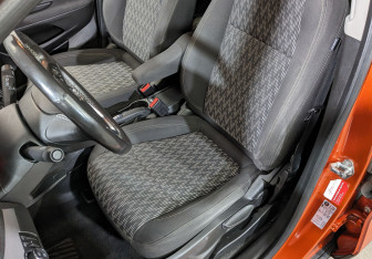 Подержанный автомобиль Opel Mokka 2013 года (20 фото)