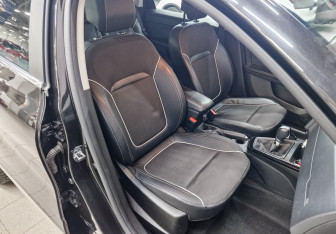 Подержанный автомобиль Renault Arkana 2019 года (22 фото)