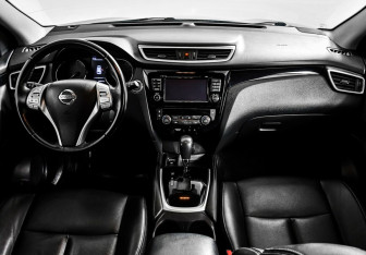 Подержанный автомобиль Nissan Qashqai 2018 года (8 фото)