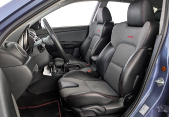 Подержанный автомобиль Mazda 3 MPS 2007 года (20 фото)