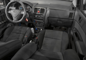 Подержанный автомобиль Hyundai Getz 2008 года (14 фото)