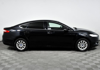 Подержанный автомобиль Ford Mondeo Sedan 2015 года (4 фото)