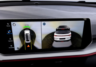 Подержанный автомобиль Geely Coolray 2024 года (28 фото)