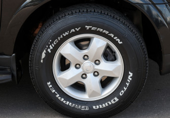 Подержанный автомобиль SsangYong Kyron 2011 года (18 фото)