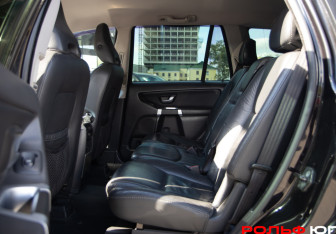 Подержанный автомобиль Volvo XC90 2009 года (8 фото)