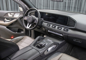 Подержанный автомобиль Mercedes-Benz GLE 2019 года (11 фото)