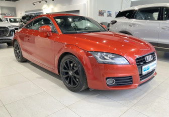 Подержанный автомобиль Audi TT Coupe 2010 года (3 фото)
