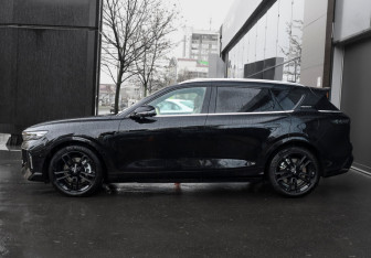 Подержанный автомобиль Voyah Free 2023 года (8 фото)