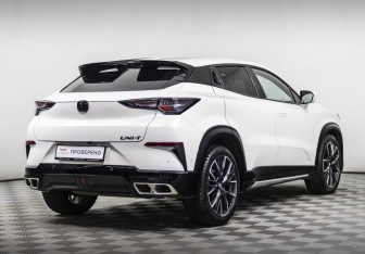 Подержанный автомобиль Changan UNI-T 2023 года (5 фото)