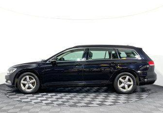 Подержанный автомобиль Volkswagen Passat Wagon 2018 года (8 фото)