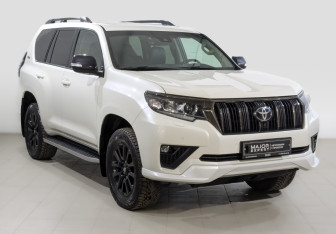 Подержанный автомобиль Toyota Land Cruiser Prado 2020 года (3 фото)