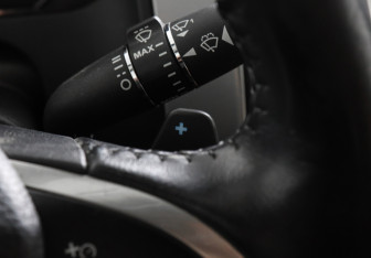 Подержанный автомобиль Jaguar XF Sedan 2011 года (12 фото)
