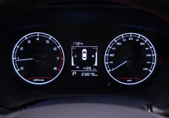 Подержанный автомобиль LIVAN X3Pro 2023 года (12 фото)