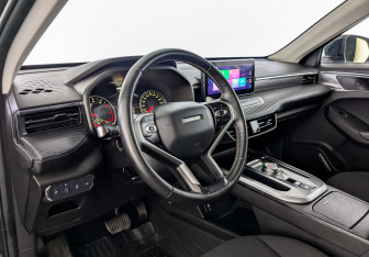 Подержанный автомобиль Haval Jolion 2022 года (16 фото)