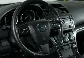 Подержанный автомобиль Mazda 6 Sedan 2012 года (8 фото)