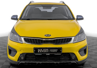 Подержанный автомобиль Kia Rio Hatchback 2020 года (2 фото)