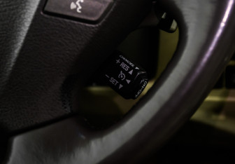 Подержанный автомобиль Lexus LX 2012 года (25 фото)