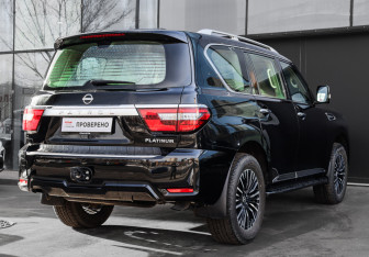 Подержанный автомобиль Nissan Patrol 2022 года (4 фото)
