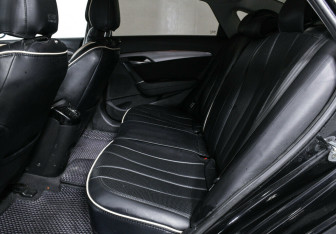 Подержанный автомобиль Hyundai i40 Sedan 2014 года (13 фото)