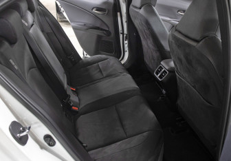 Подержанный автомобиль Lexus UX 2021 года (12 фото)