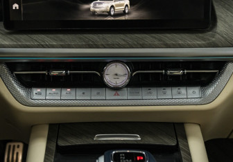 Подержанный автомобиль Tank 500 2023 года (16 фото)