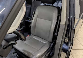 Подержанный автомобиль Volkswagen Caravelle 2020 года (19 фото)