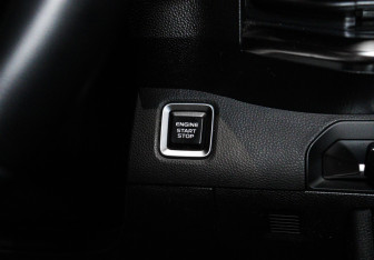 Подержанный автомобиль Geely Okavango 2024 года (19 фото)