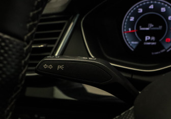 Подержанный автомобиль Audi Q5 2021 года (11 фото)