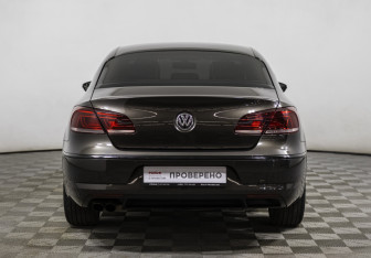 Подержанный автомобиль Volkswagen Passat CC 2013 года (6 фото)