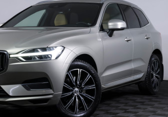 Подержанный автомобиль Volvo XC60 2019 года (22 фото)