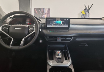 Новый Haval Jolion 2025 (15 фото)