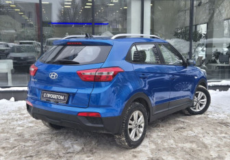 Подержанный автомобиль Hyundai Creta 2017 года (8 фото)