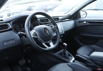 Подержанный автомобиль Renault Arkana 2019 года (13 фото)