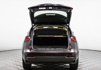 Подержанный автомобиль Lexus NX 2015 года (20 фото)