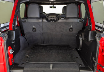 Подержанный автомобиль Jeep Wrangler 2021 года (10 фото)