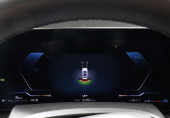Новый BMW X7 2025 (13 фото)