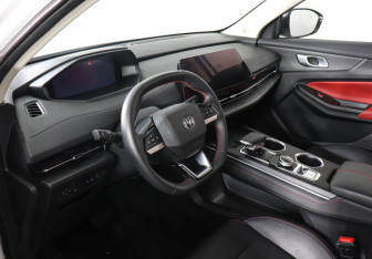 Подержанный автомобиль Changan CS55PLUS 2023 года (9 фото)