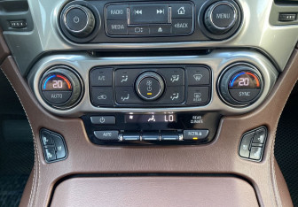 Подержанный автомобиль Chevrolet Tahoe 2018 года (18 фото)