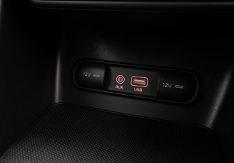 Подержанный автомобиль Kia Sportage 2017 года (25 фото)